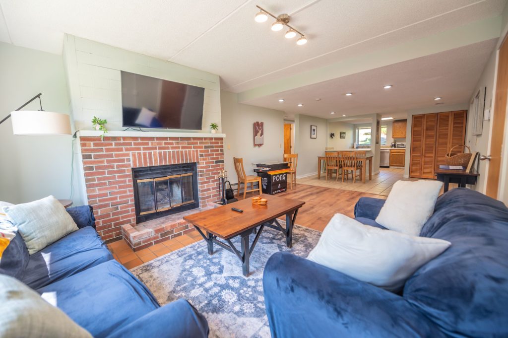 32 Snow Tree Lane LLC - Eis1 32 Snow Tree Lane LLC - Eis1