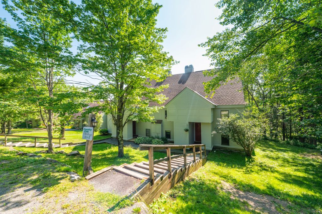 Gray & Goose Realty LLC - Eis - First Lane Gray & Goose Realty LLC - Eis - First Lane